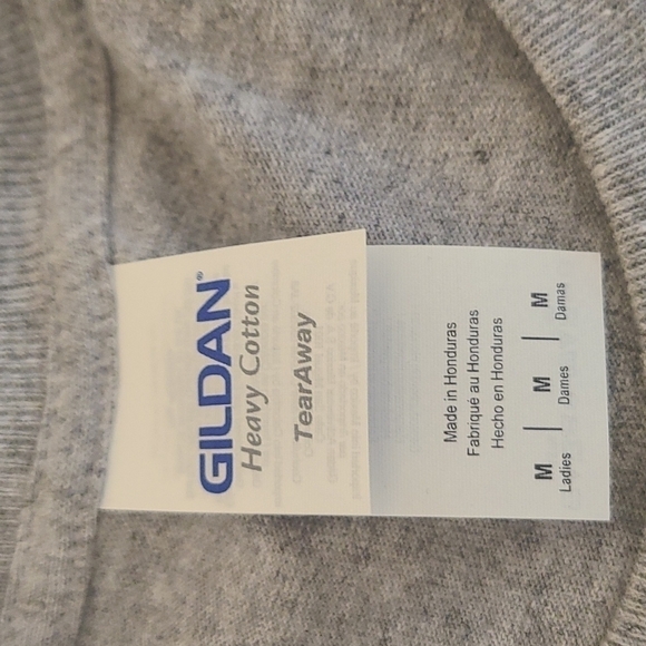 Nwt Grey Tshirts Medium lot of 2 - Picture 3 of 3